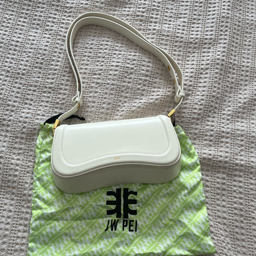 JW PEI bag